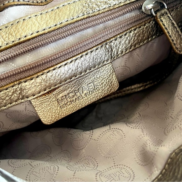Michael Kors Rich Gold Shoulder Bag with Dust Bag - Picture 9 of 16